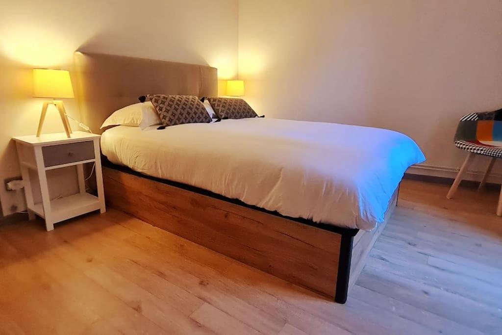 Apartamento Le 56 Faubourg - Proche Centre - Parking Gratuit Beaune  Exterior foto
